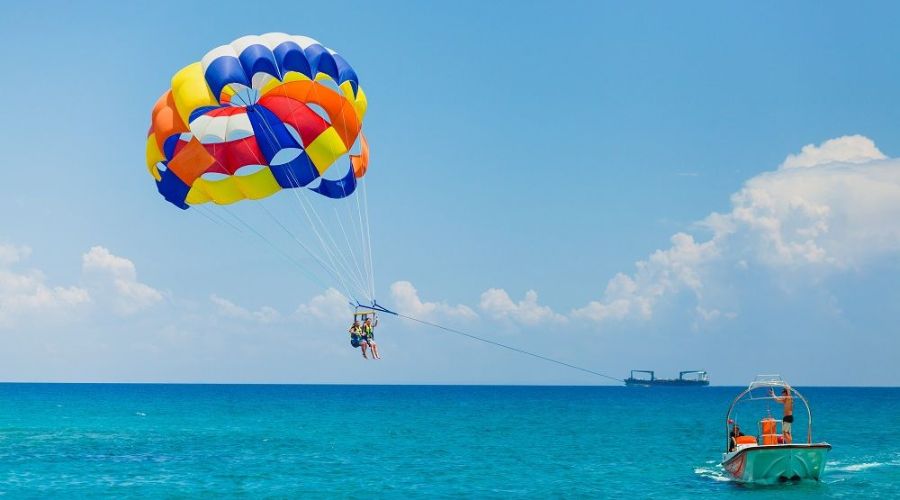 Parasailing in Andaman